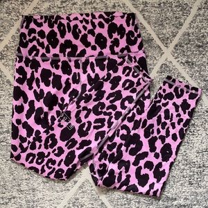 FLEO limited release Desb leopard legging